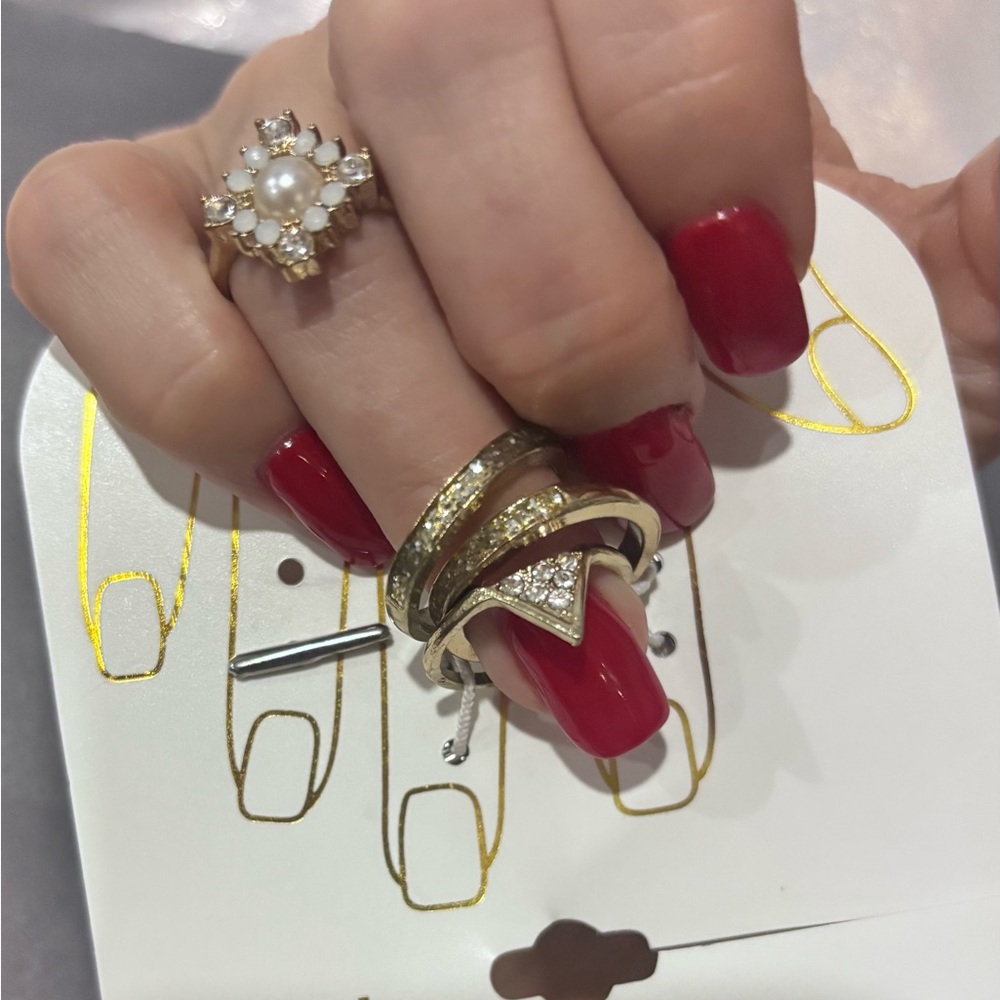 Charlotte Russe gold-tone ring set size 8